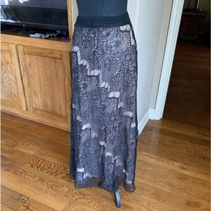 Cameo & Myth Black Lace Column Maxi Skirt‎